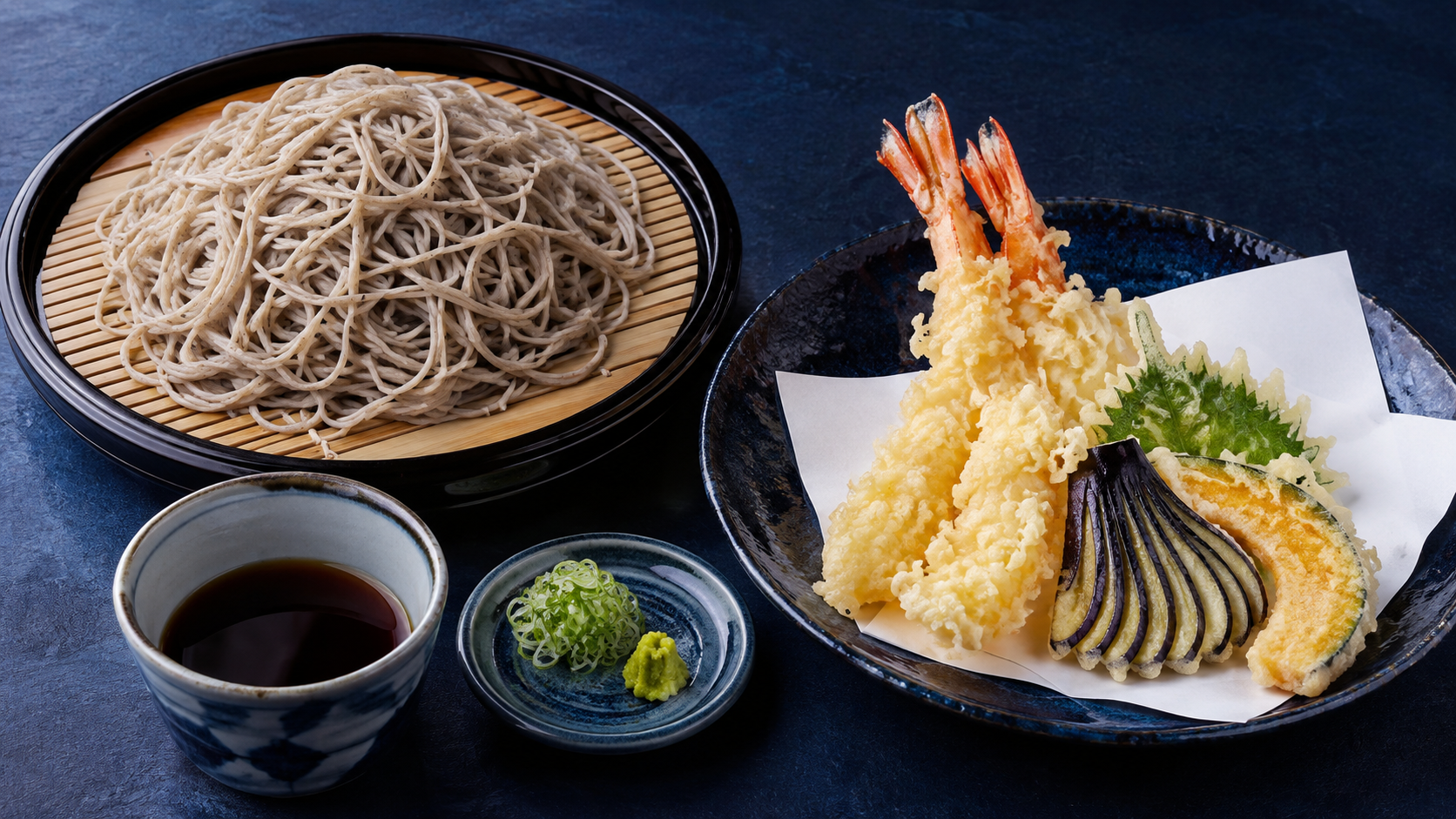 ざる蕎麦と海老・季節野菜の天ぷらを並べた天ざる蕎麦のAI生成イメージ